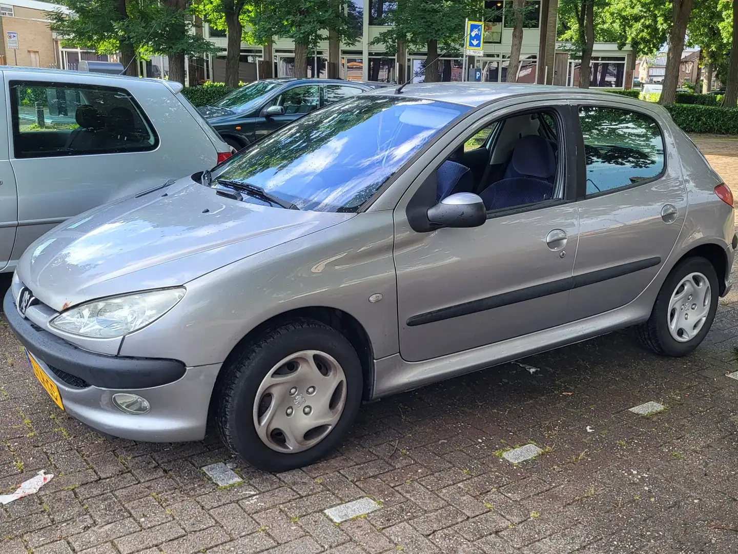 Peugeot 206 206 1.6-16V Gentry Grijs - 1