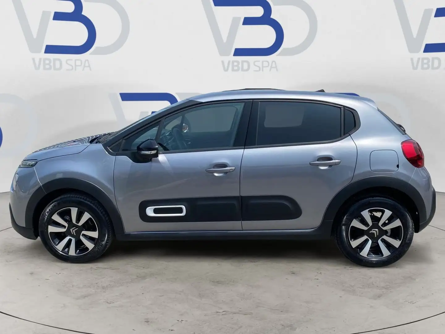 Citroen C3 III 2017 1.2 puretech Max s&s 110cv Gris - 2