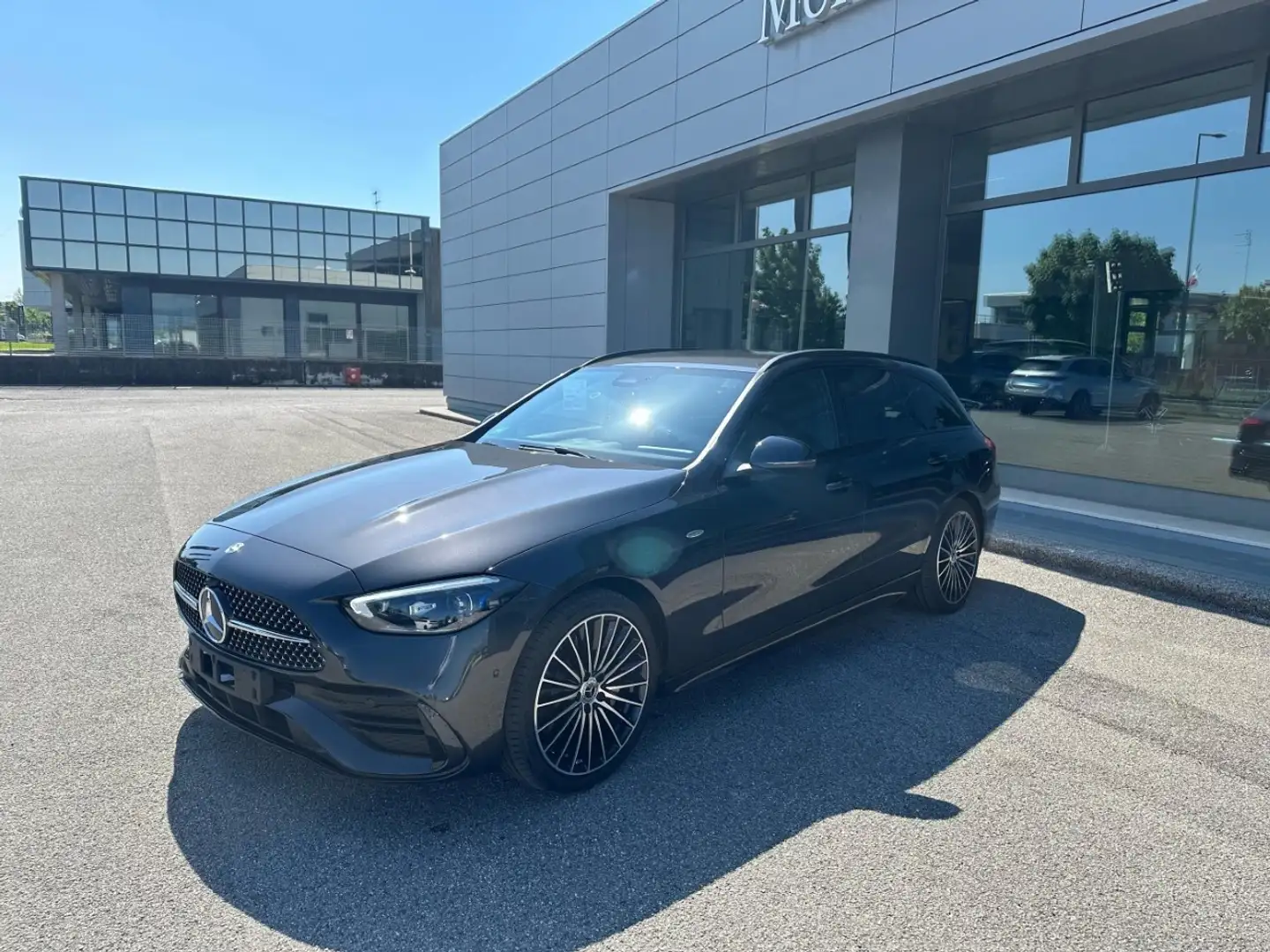 Mercedes-Benz C 300 de 4MATIC con tecnologia ibrida EQ Серый - 2