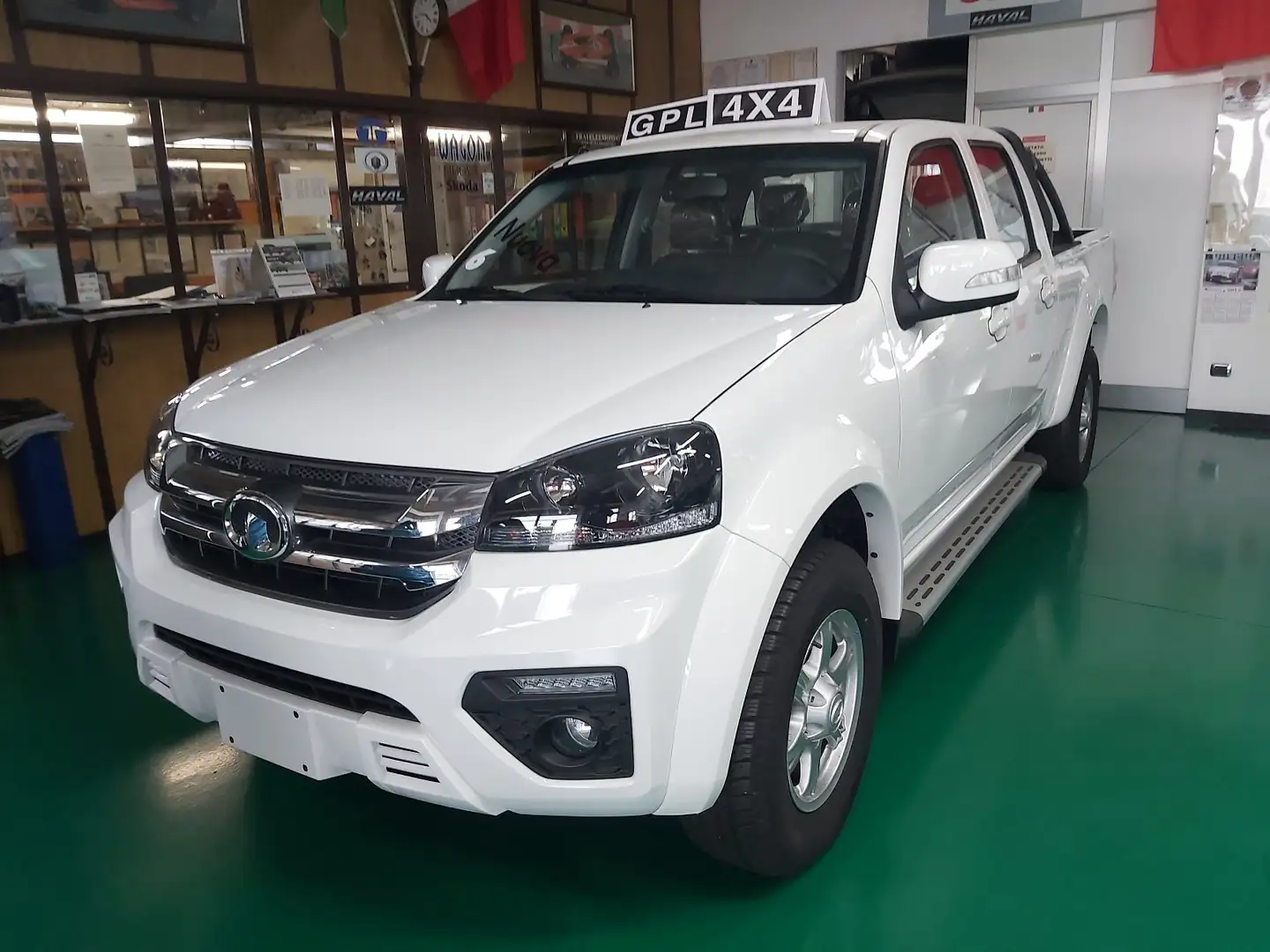 Great Wall Steed Steed Passo Lungo DC 2.4 Premium Gpl 4wd Bianco - 1