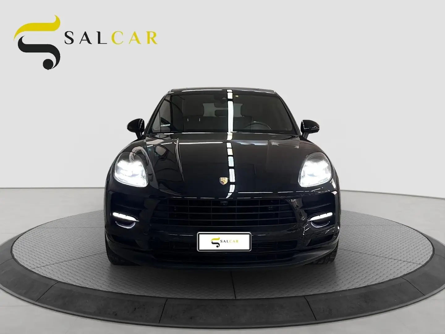 Porsche Macan 2.0 Benzina 245cv Aut. Tetto 2021 Nero - 2