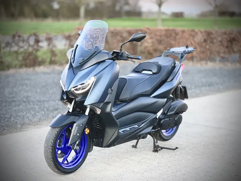Yamaha X-Max 125 - foto 7
