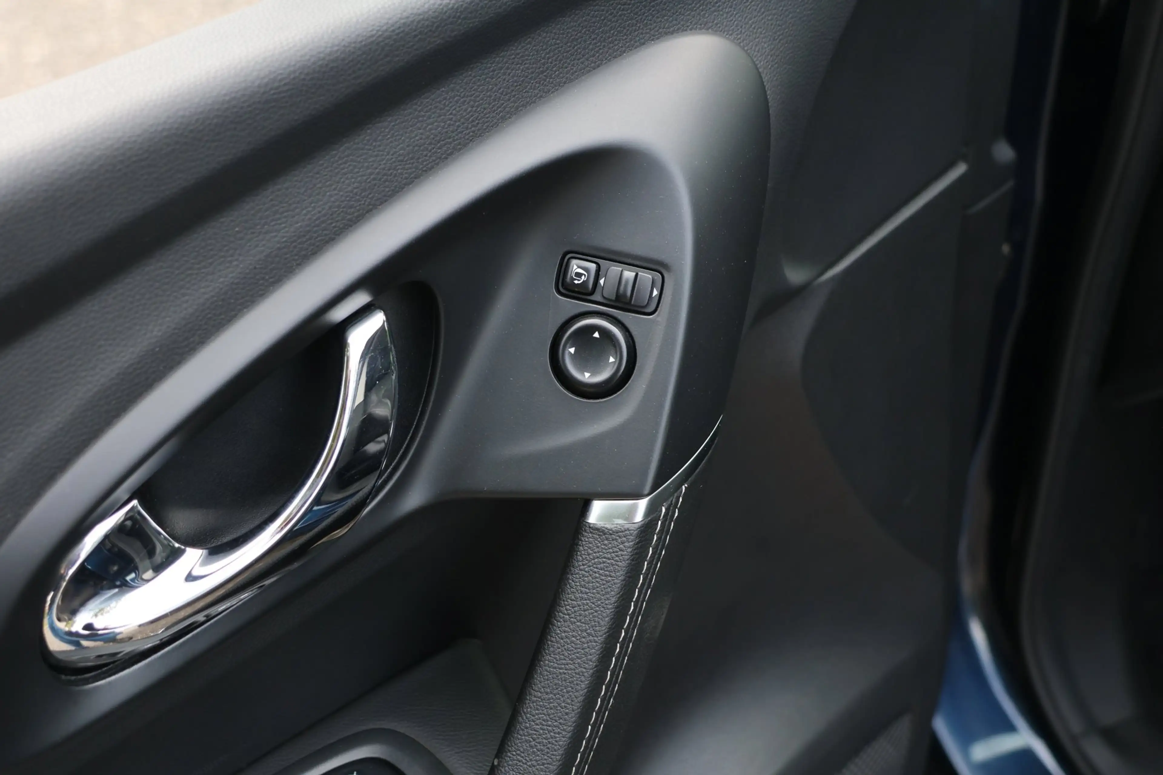 Renault Kadjar 1.2 TCe Intens | NAVI | CLIMA | CRUISE | CAMERA | — photo 13
