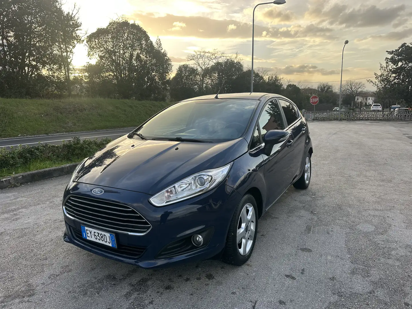 Ford Fiesta 5p 1.4 16v Titanium Gpl - 1