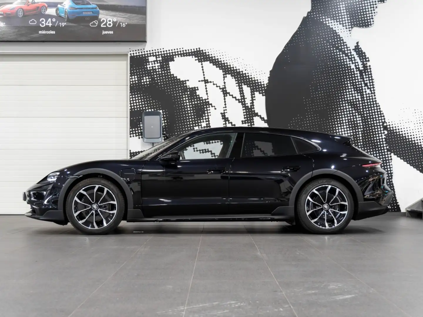 Porsche Taycan 4 Cross Turismo Negro - 2