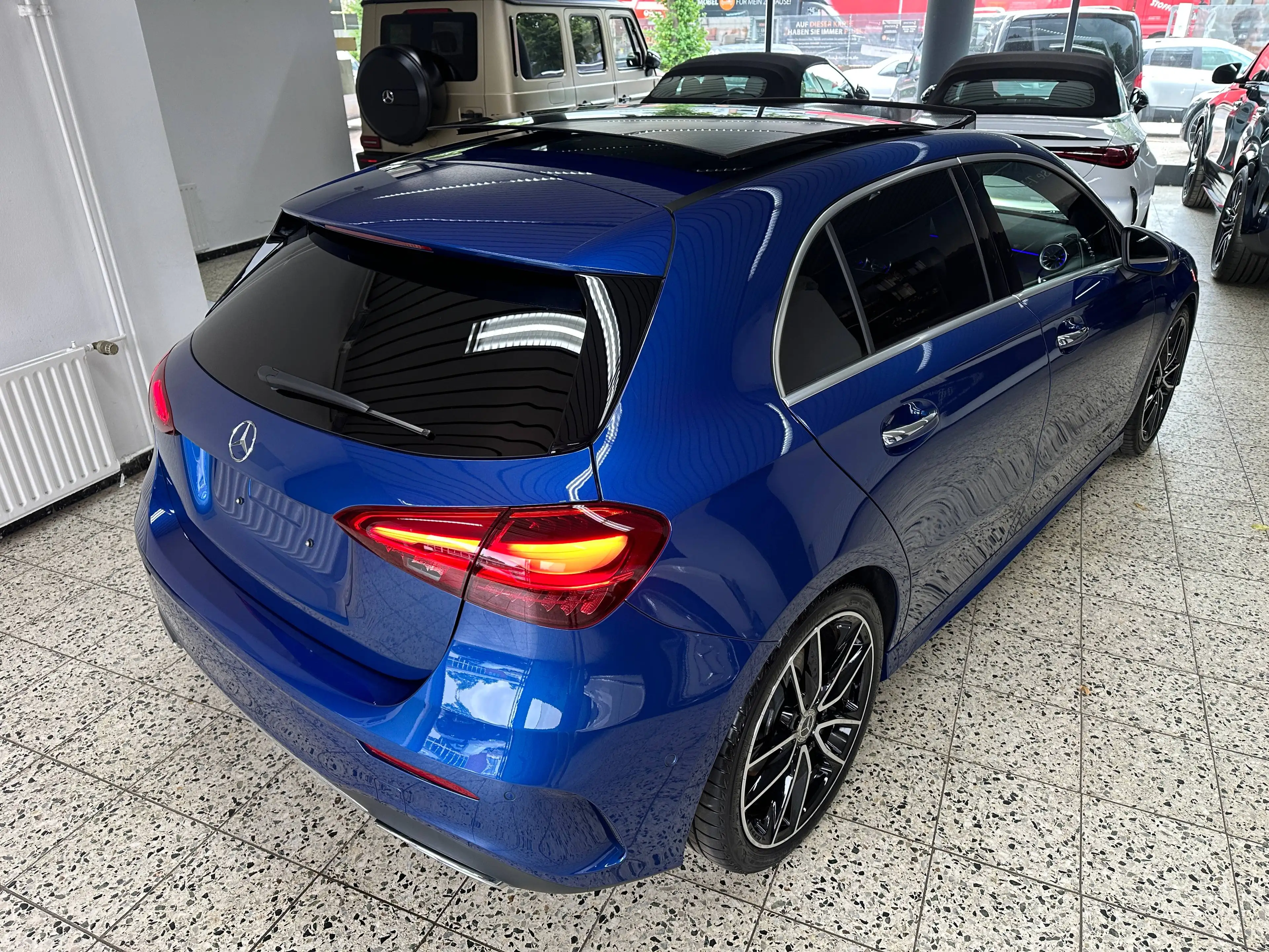 Mercedes-Benz A 220 d AMG Line MBUX/LED/PSD/TW/SPUR/PTS/SHZ/KAMERA/1HD/LMR19" — photo 5
