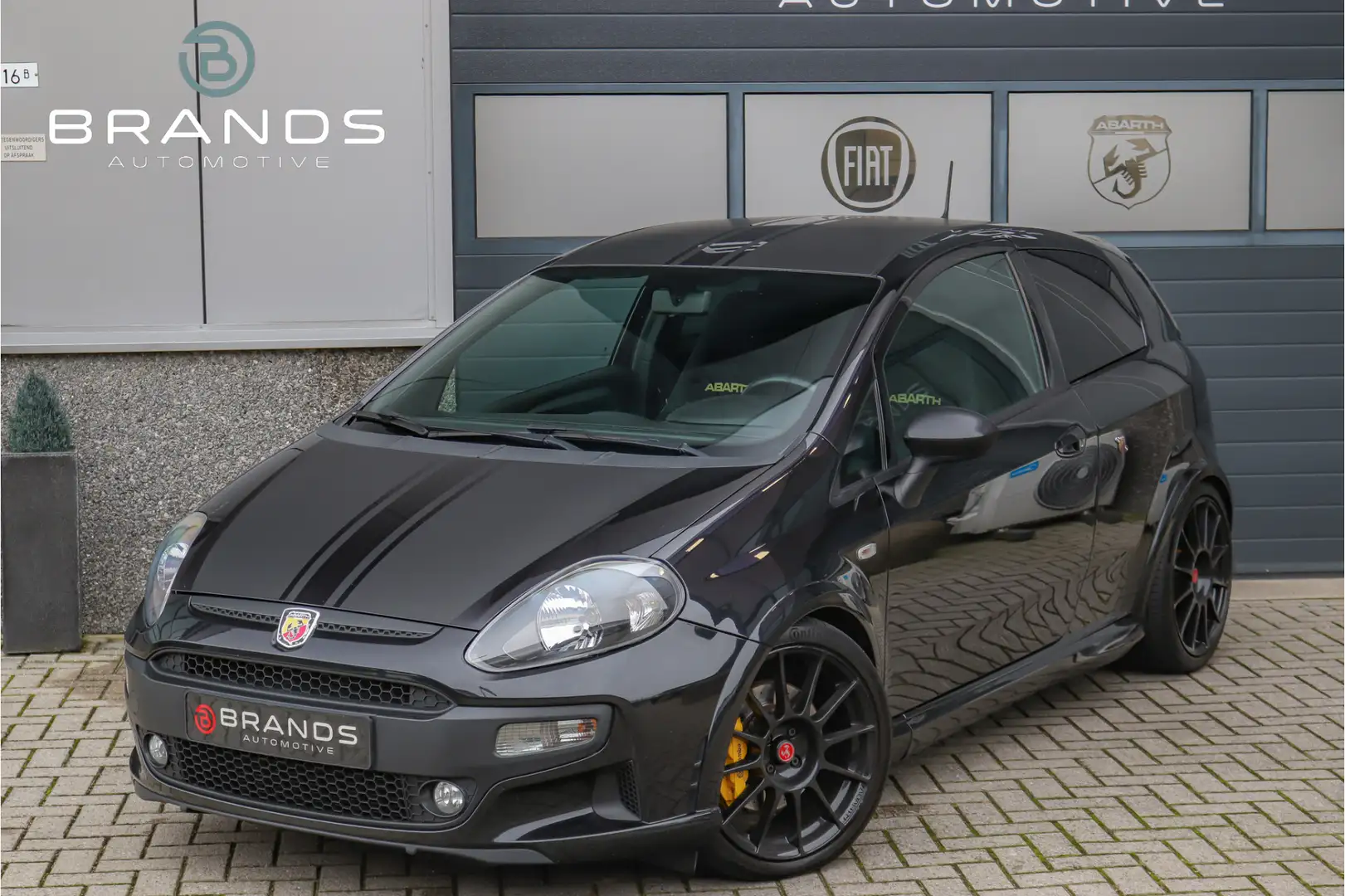 Abarth Punto EVO 1.4 MultiAir Supersport Sabelt 218PK G tech Uniek Schwarz - 1