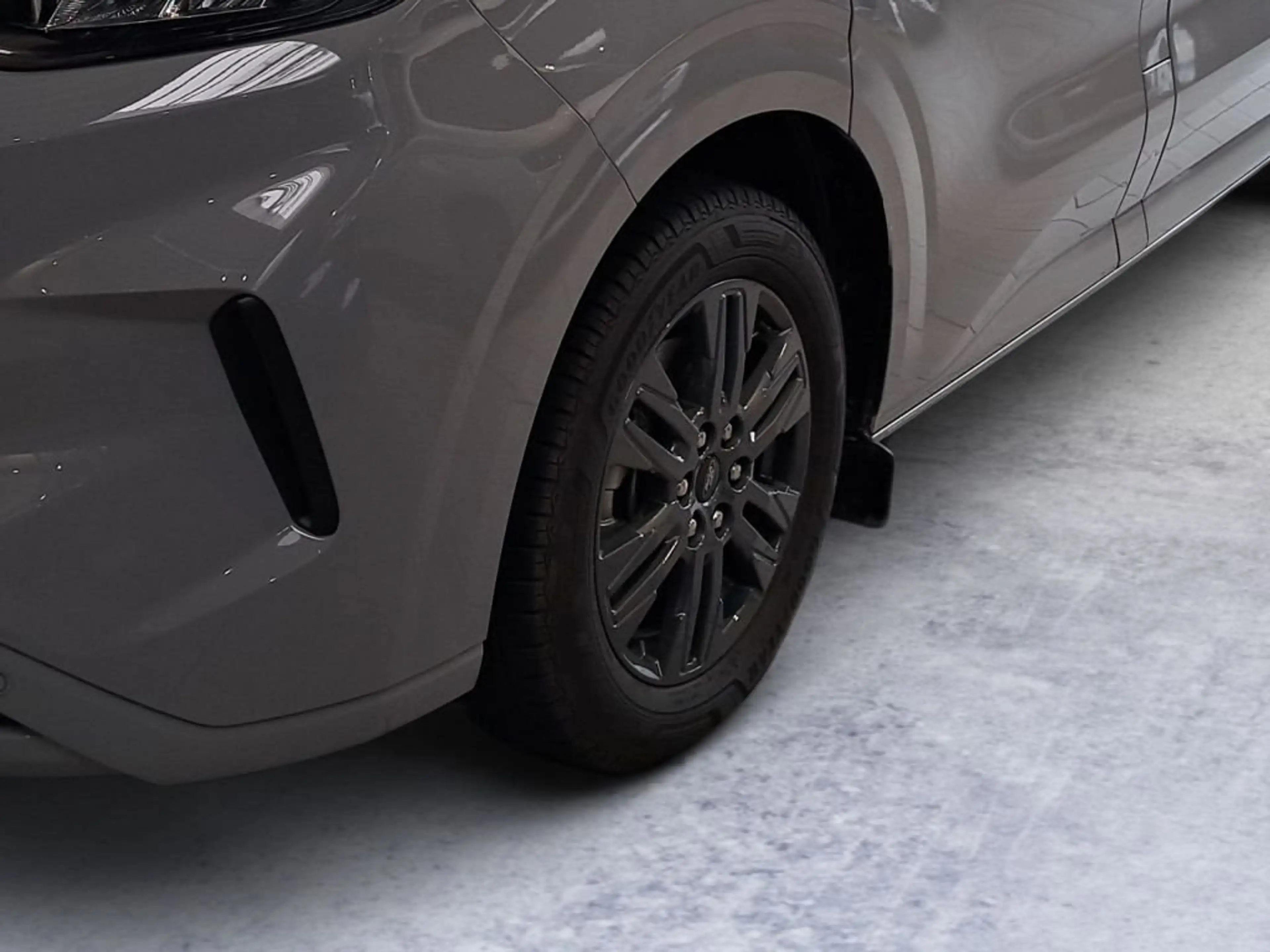 Ford Nugget Nugget 320 L1 VA Autm. Titanium — photo 6