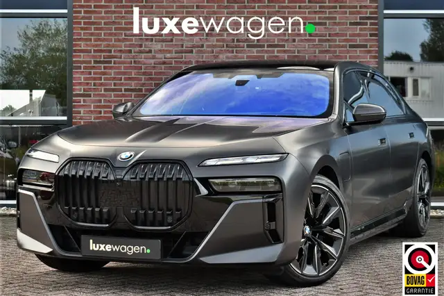 BMW 750 7-serie 750e xDrive M-Sport Pro Frozen-Grey Auto-D