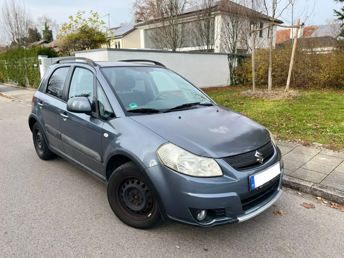 Suzuki SX4 Streetline Club Klima 8 Fach Bereift Navi Gris - 1