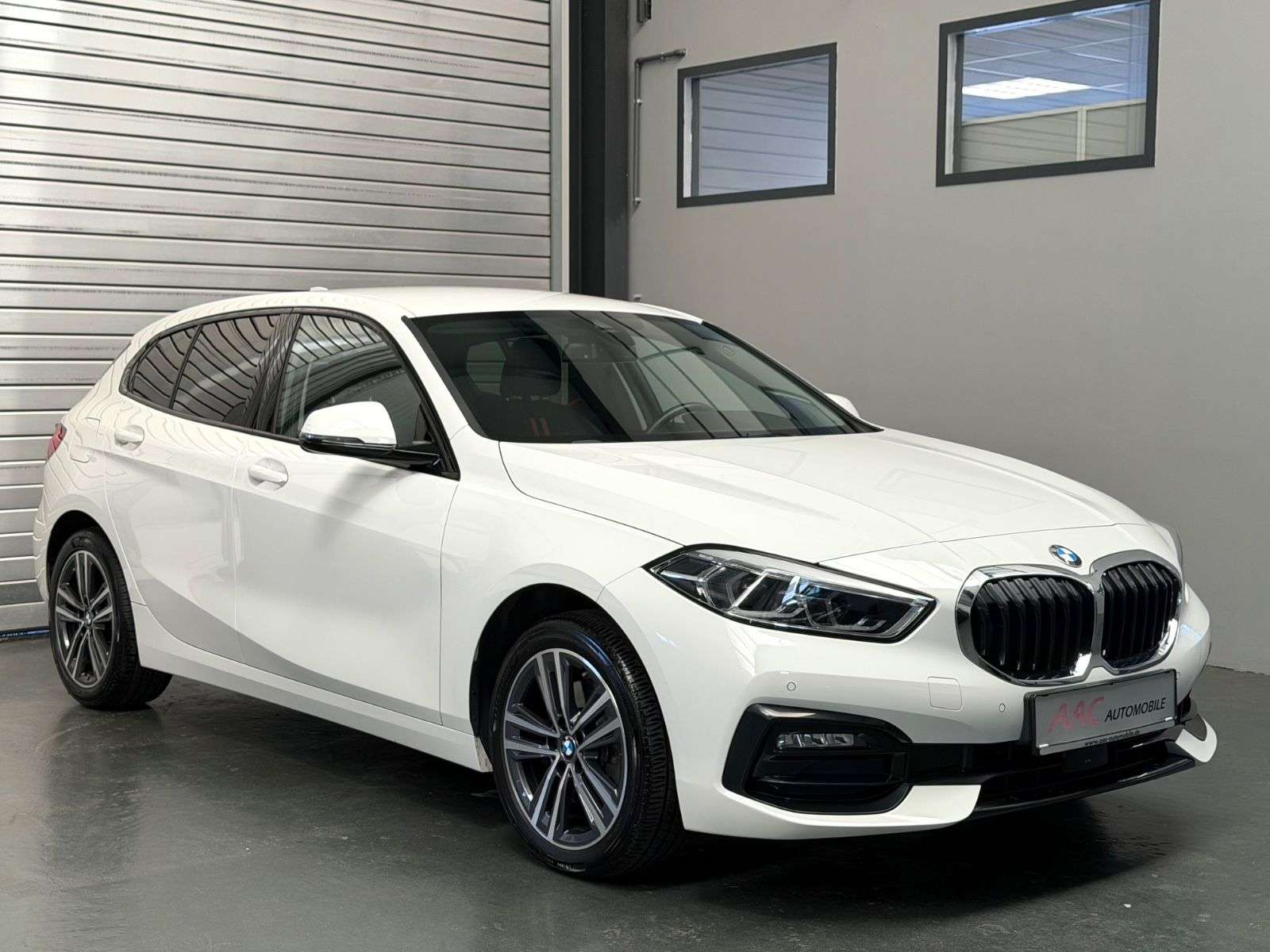 BMW 118