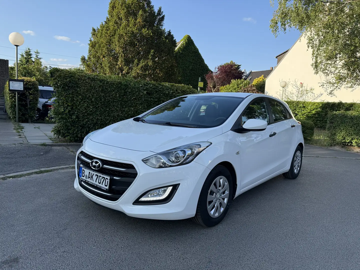 Hyundai i30 blue 1.4 - 2