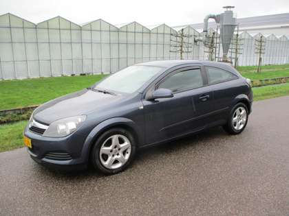 Opel Astra GTC 1.4 Business