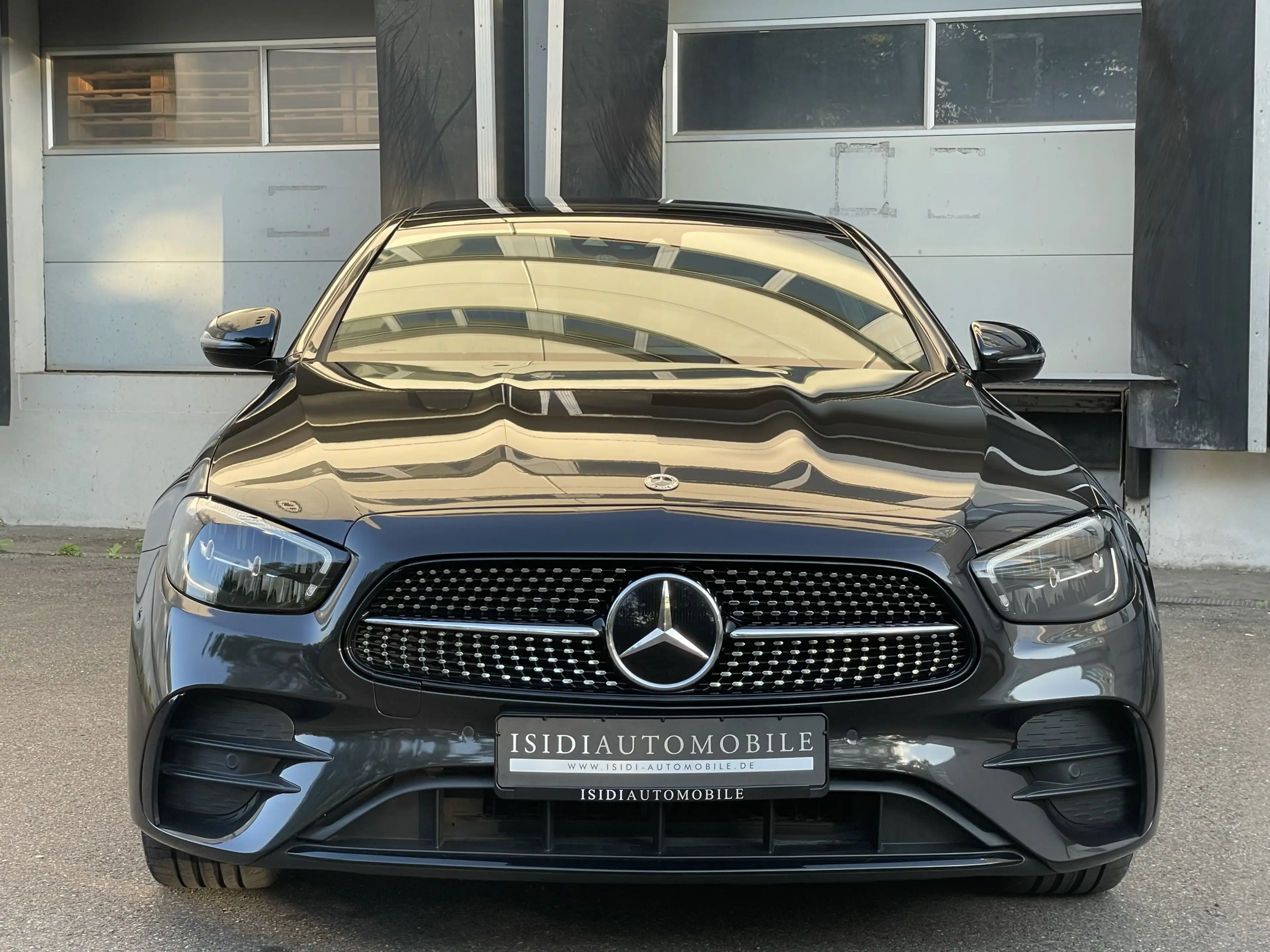 Mercedes-Benz E 300 e AMG LED Pano Head-Up Distronic Rü-Kamera — photo 10