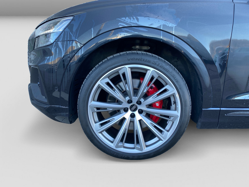 Audi SQ8 competition plus TFSI quattro S-trc HUD B&O — photo 5