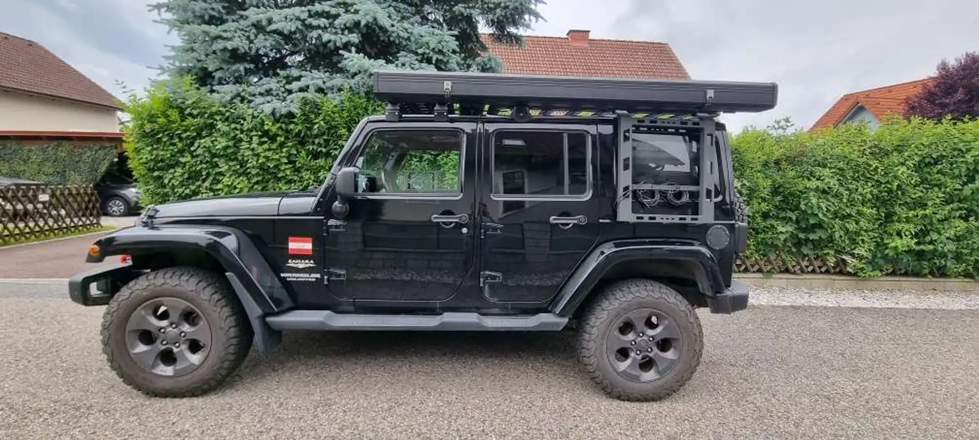 Jeep Wrangler Wrangler Unlimited Rubicon 2,8 CRD Unlimited Rubicon Schwarz - 2