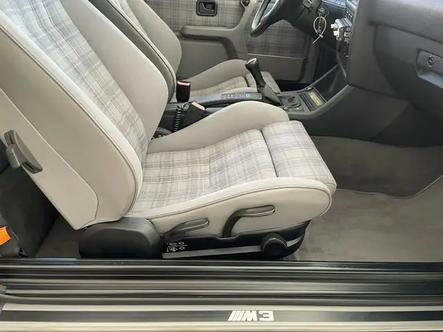 BMW M3 view 13