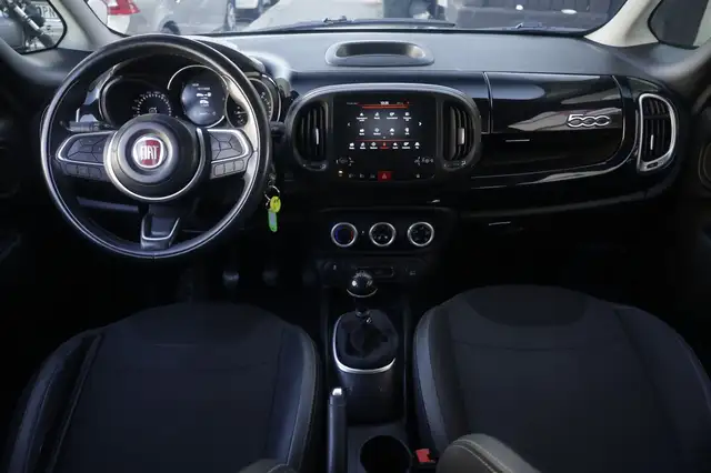 Fiat 500l view 2