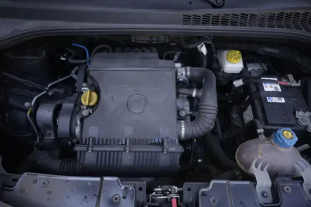 Fiat 500l view 19