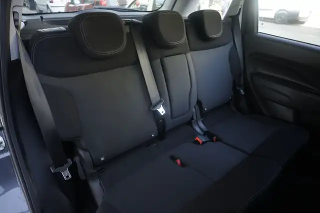 Fiat 500l view 12