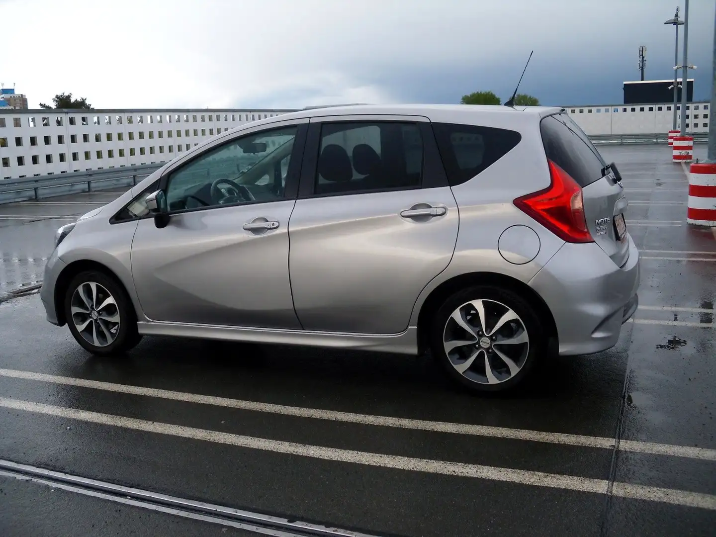 Nissan Note N-TEC 1,2 Automatik,Kamera,Navi,16 Zoll Alu Plateado - 1