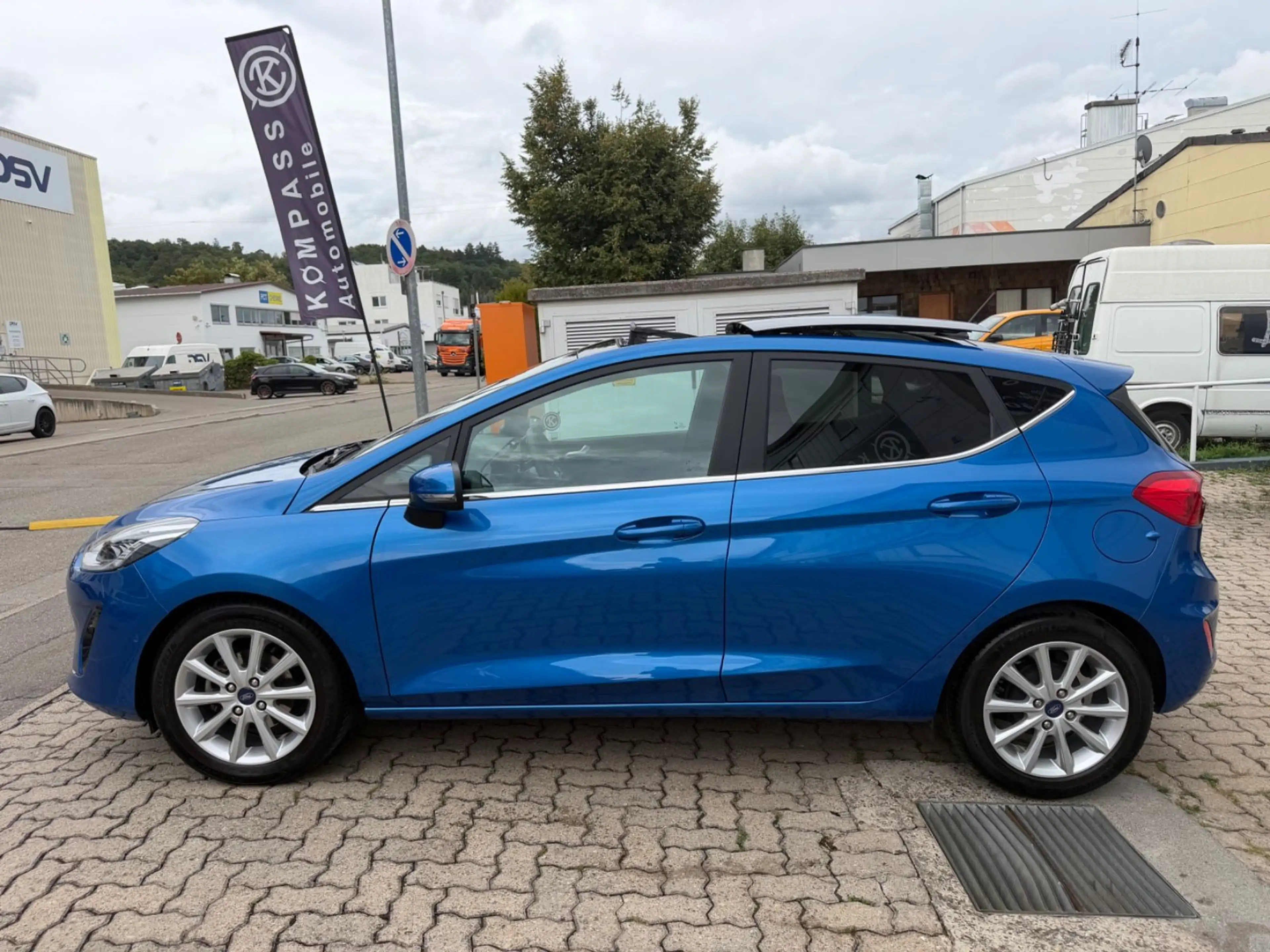 Ford Fiesta Titanium/Pano/Automatik/SHZ/VOLLLED — photo 6