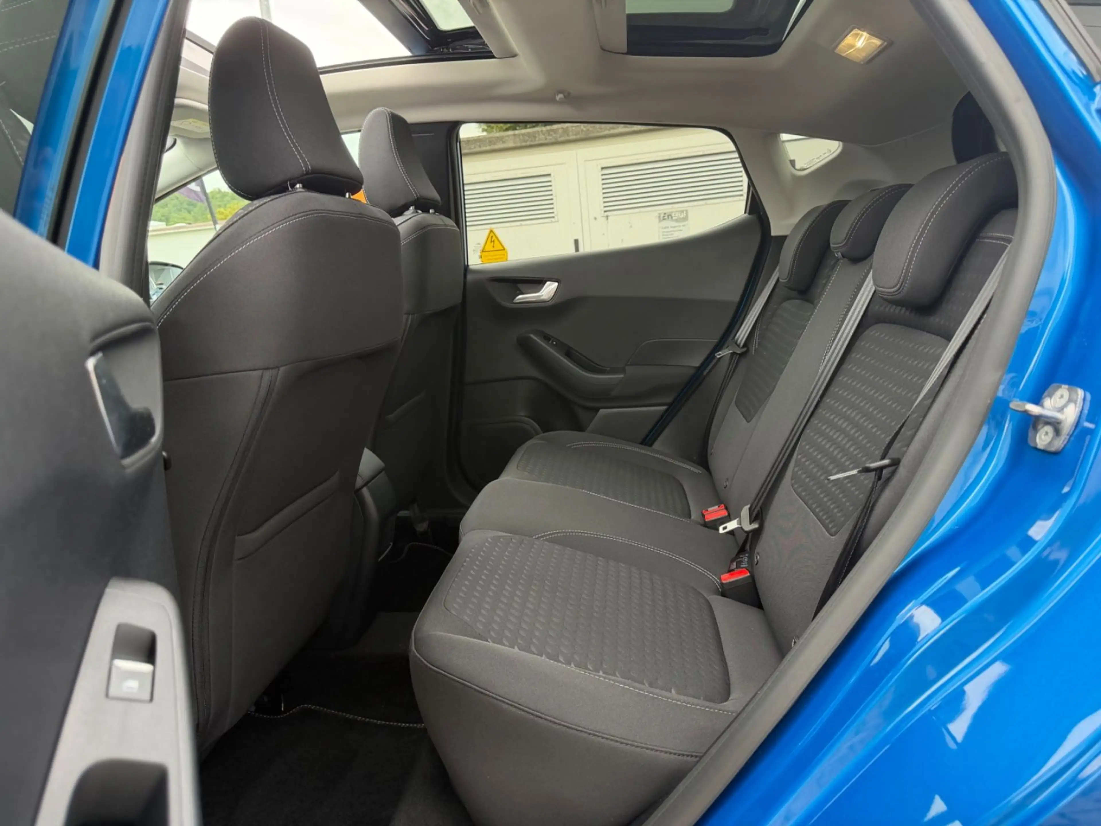 Ford Fiesta Titanium/Pano/Automatik/SHZ/VOLLLED — photo 11