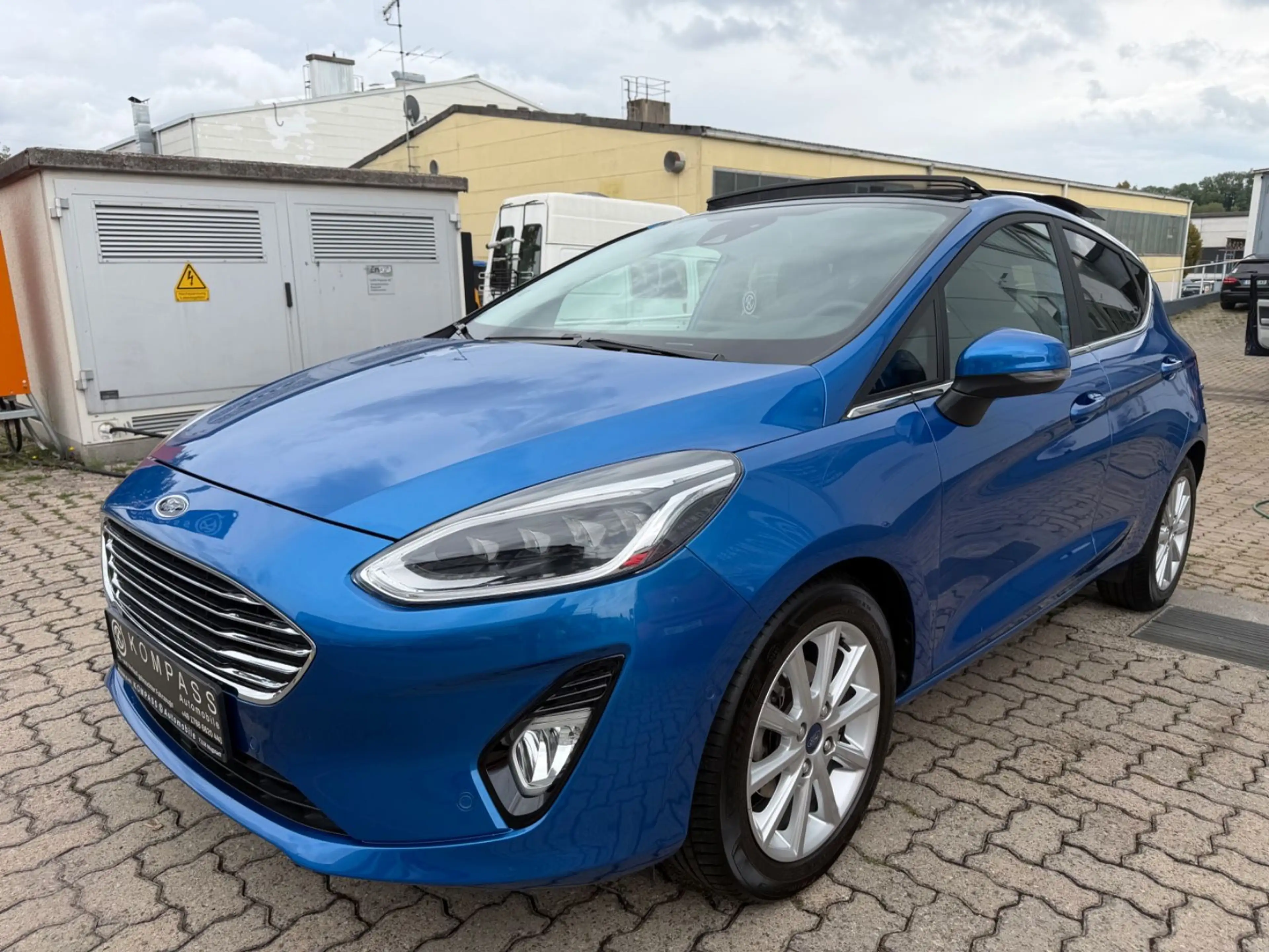 Ford Fiesta Titanium/Pano/Automatik/SHZ/VOLLLED — photo 7