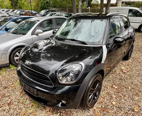 MINI One Countryman Automatik Xenon Navigation Alu 17Zoll  Euro 6 PDC
