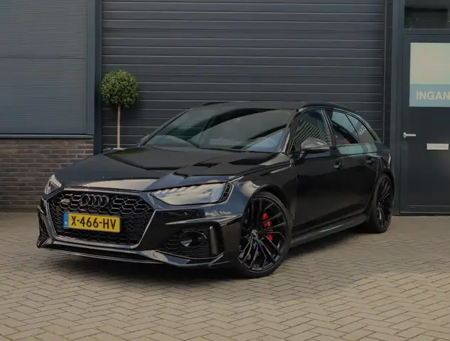 Audi RS4 A4 Avant 2.9 TFSI quattro | Keramisch | RS dynamic