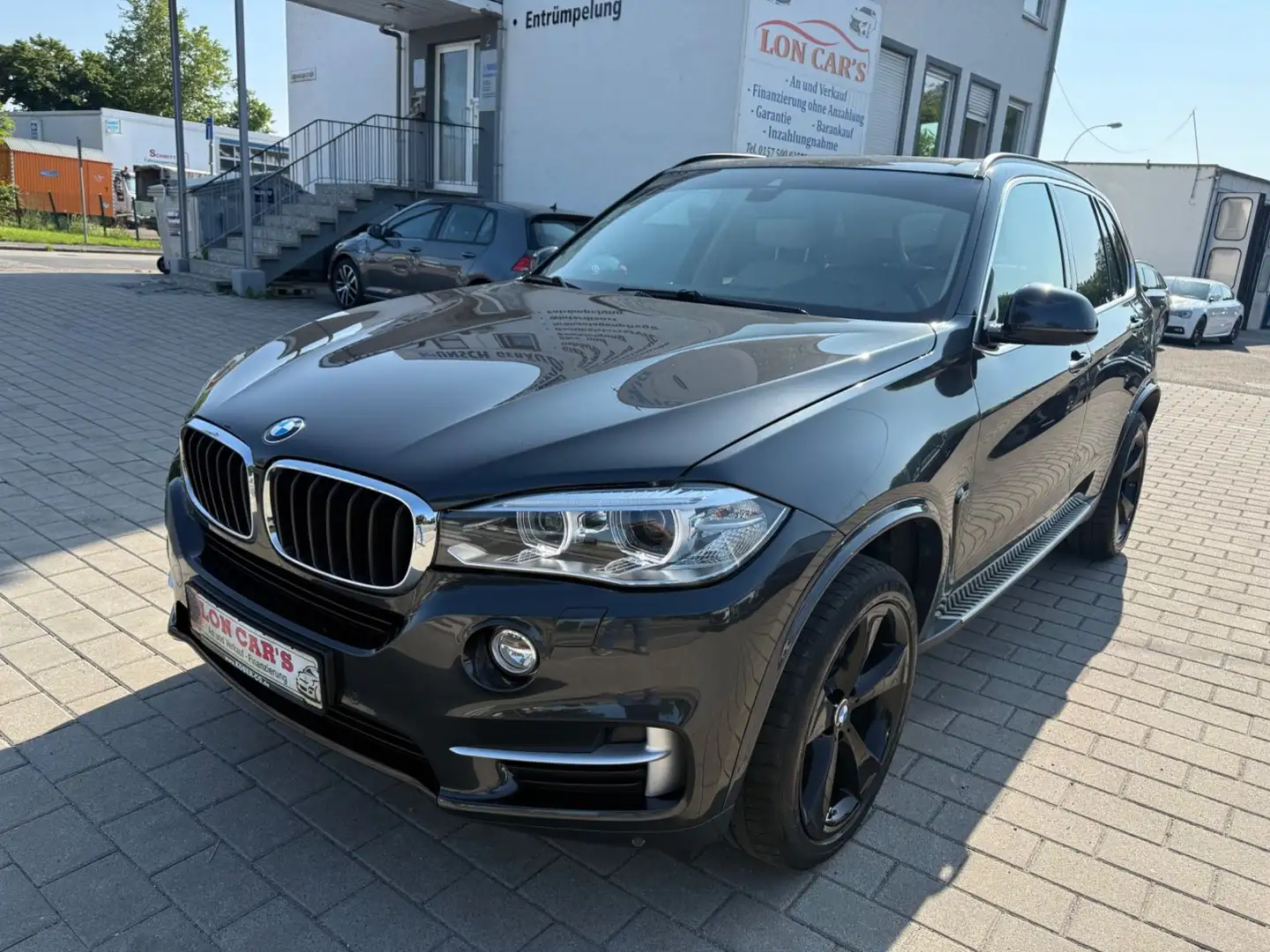 BMW X5 xDrive 30 d/Navi/7 Sitzer/Xenon/Pano/TOP Grau - 1