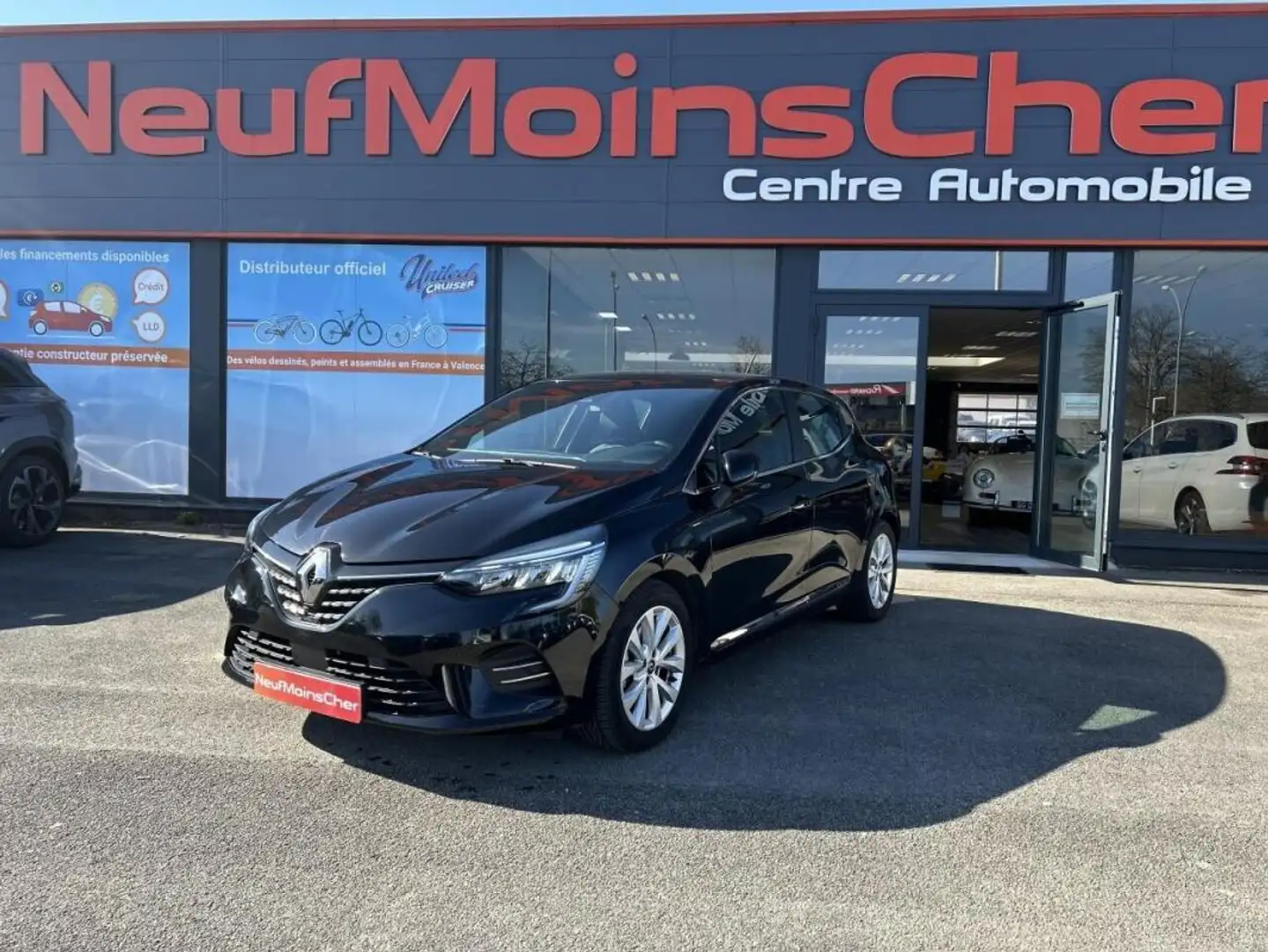 Renault Clio INTENS 1.6 E-Tech Hybride 140 BVA Noir - 1
