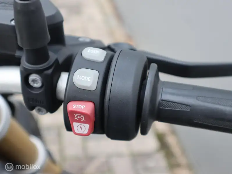 BMW R 1200 R - foto 6