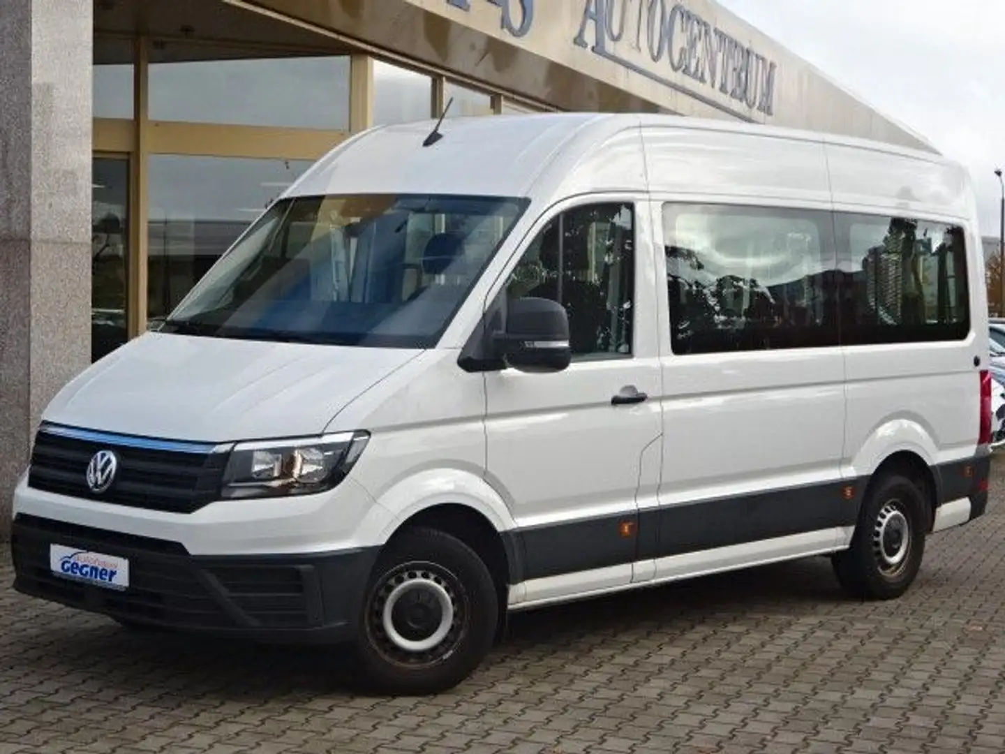 Volkswagen Crafter 140PS Hochdach BTW KMP Lift Rollstuhl Weiß - 2