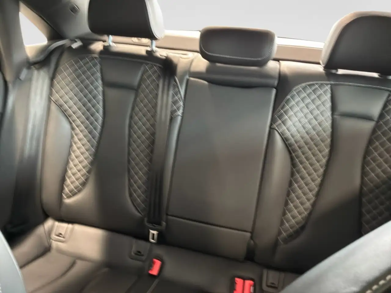 Audi S3 снимка Audi S3