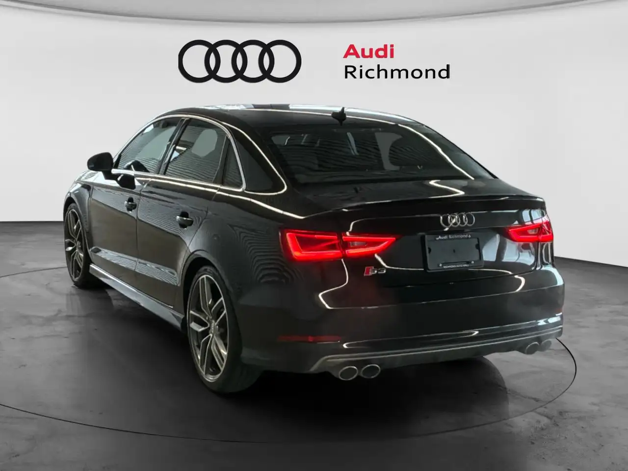 Audi S3 снимка Audi S3