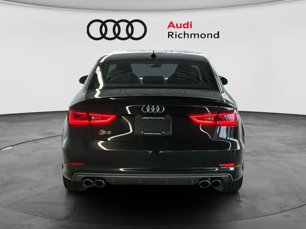 Audi S3 снимка Audi S3