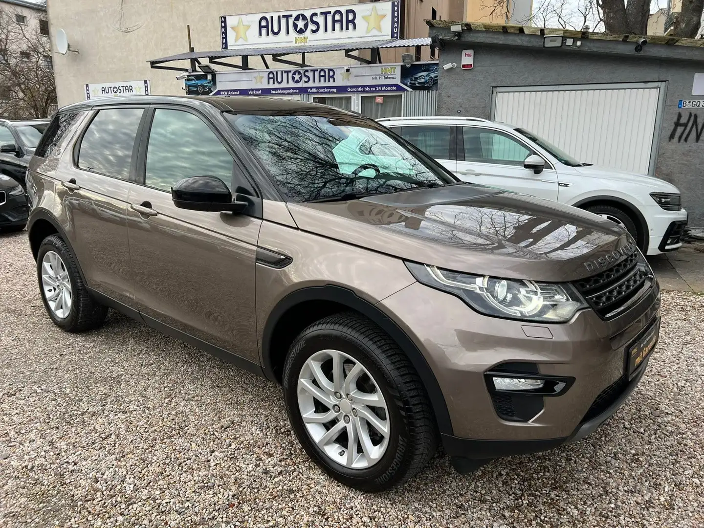 Land Rover Discovery Sport SD4 190PS 4WD*7.Sitzer*Navi Maro - 2
