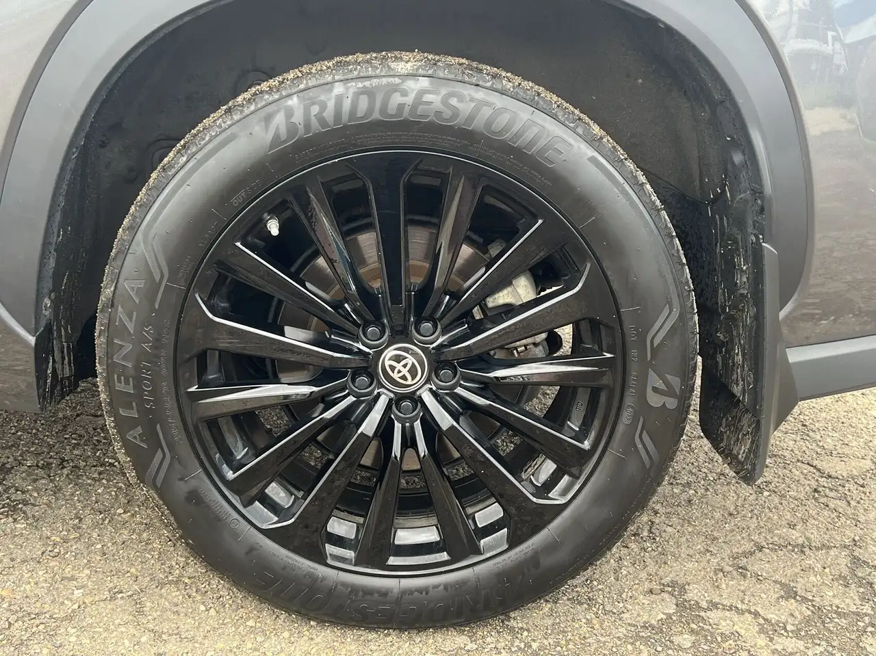 Toyota Highlander снимка Toyota Highlander