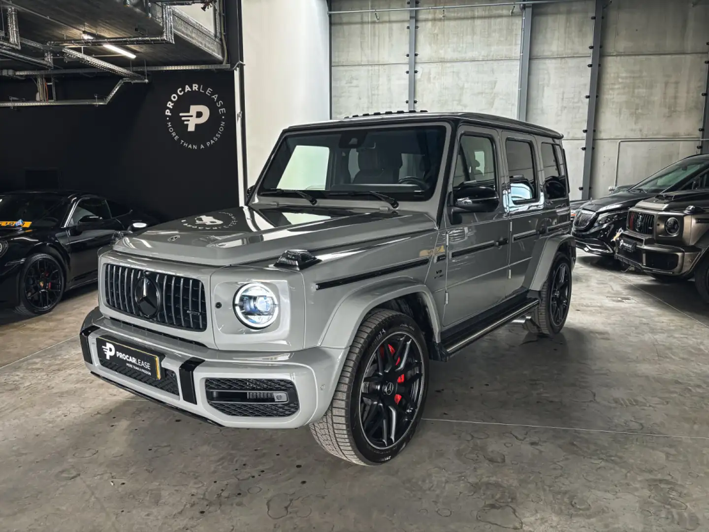 Mercedes-Benz G 63 AMG G63 AMG MY 2024/ MANUFAKTUR/STHZ/SUPERIOR/360°/BUR Gris - 1