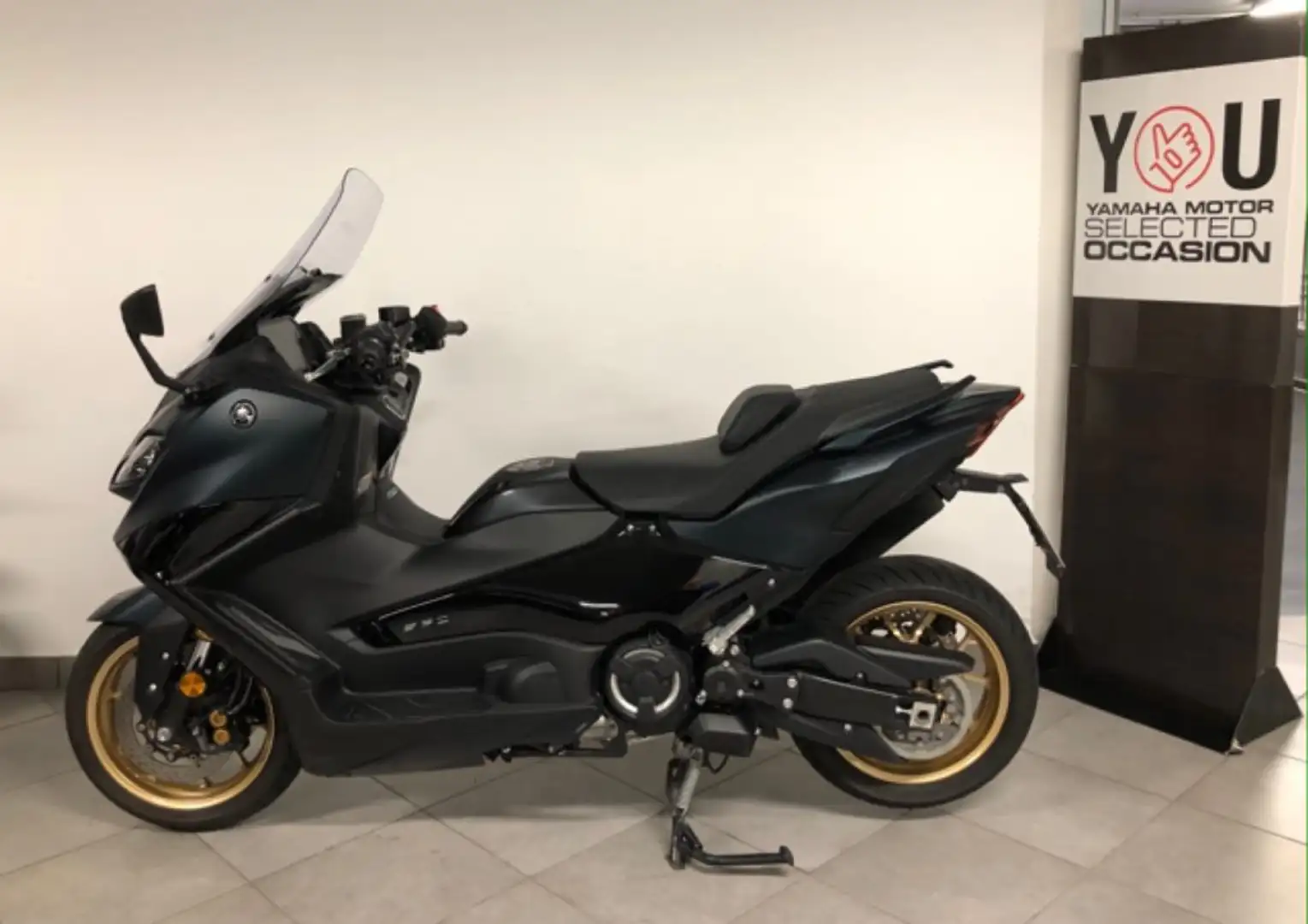 Yamaha T-Max 560 Scooter Verde - 2