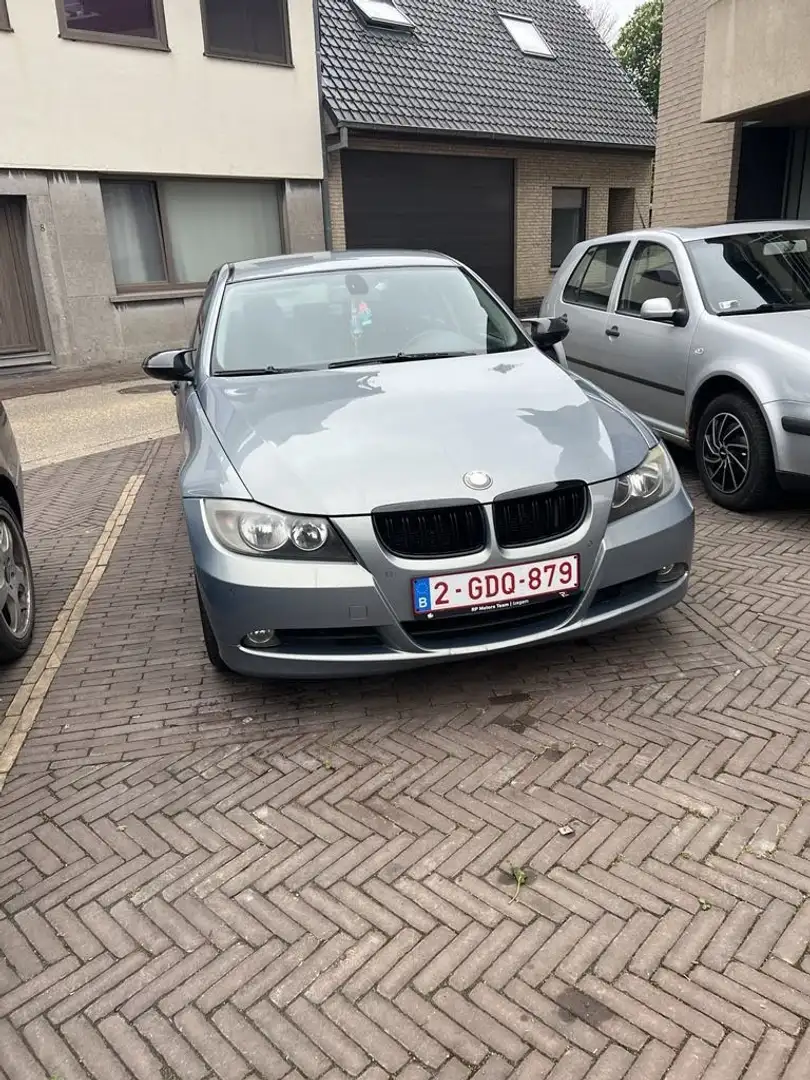 BMW 320 320i Aut. - 1