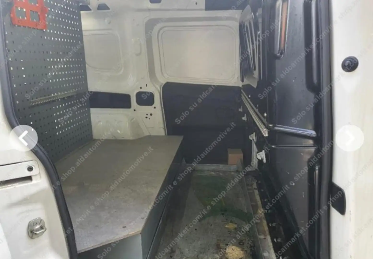Fiat Doblo 1.6mjt 105cv ATTREZZATO Anno 2022 Blanc - 2