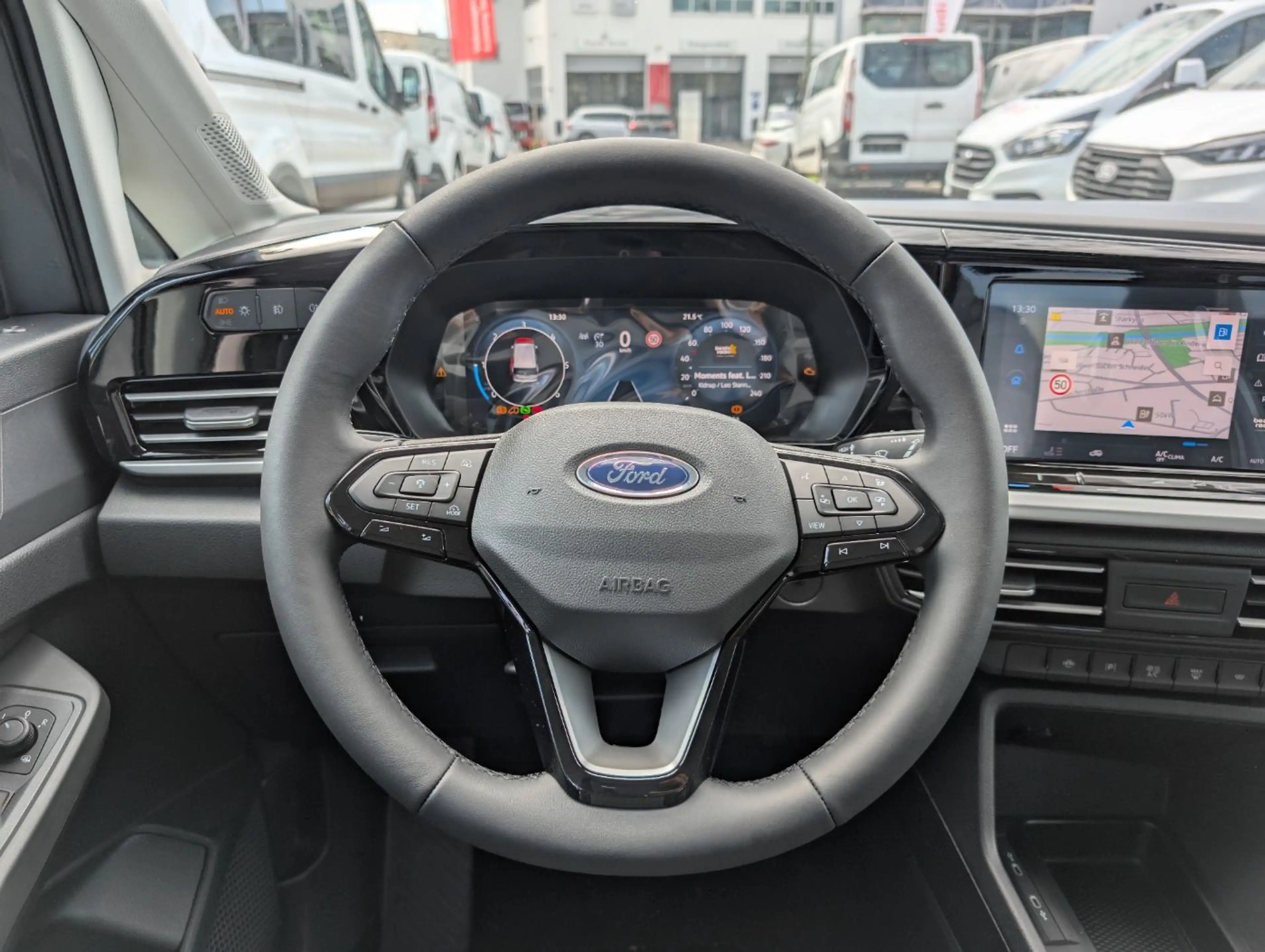 Ford Tourneo Connect Titanium L1 iACC*NAVI*TWA*CAM*PDC — photo 14