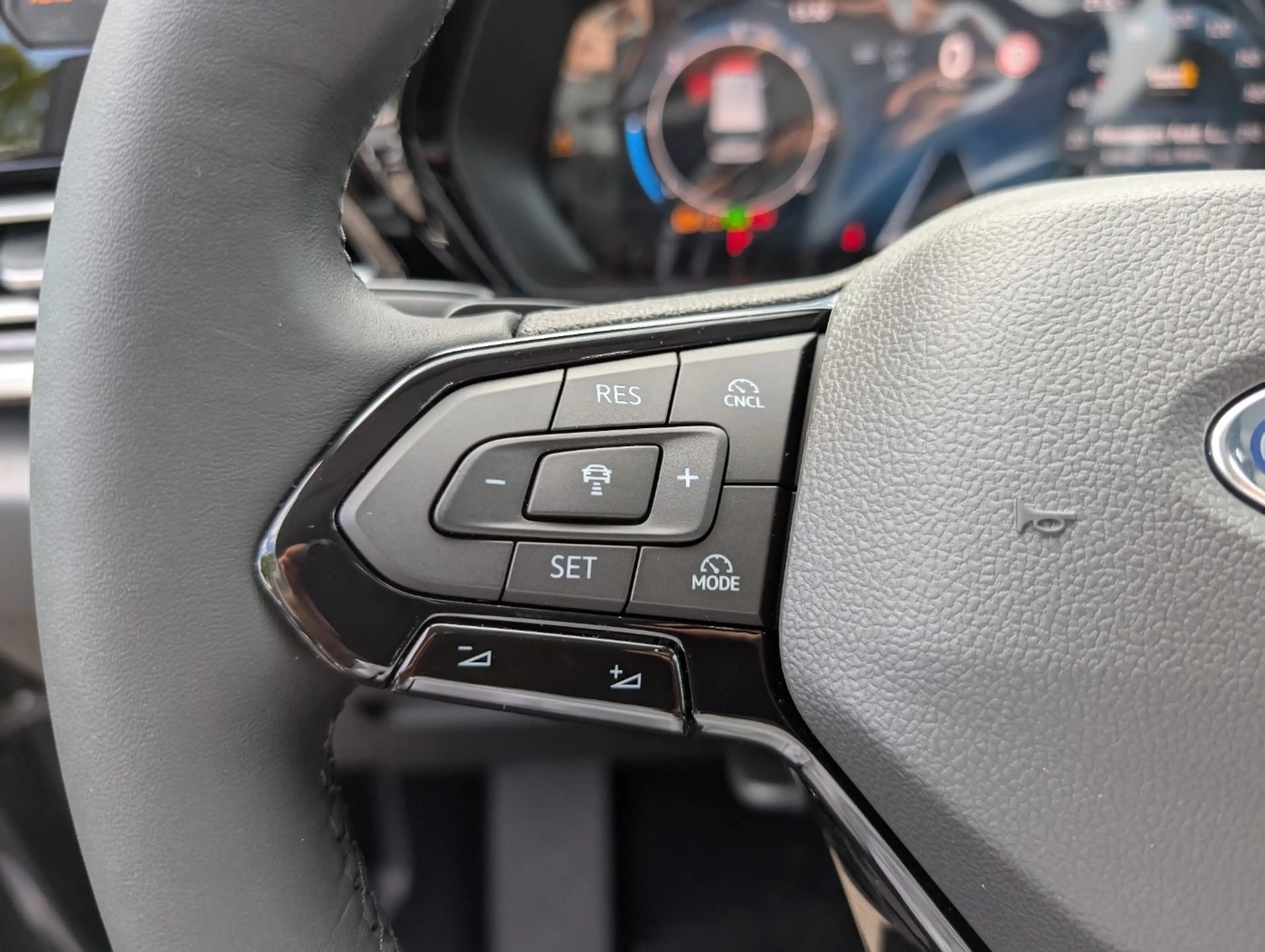 Ford Tourneo Connect Titanium L1 iACC*NAVI*TWA*CAM*PDC — photo 15