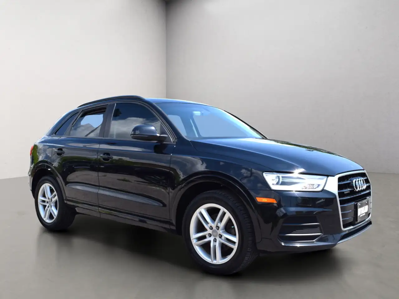 Audi Q3 photo Audi Q3