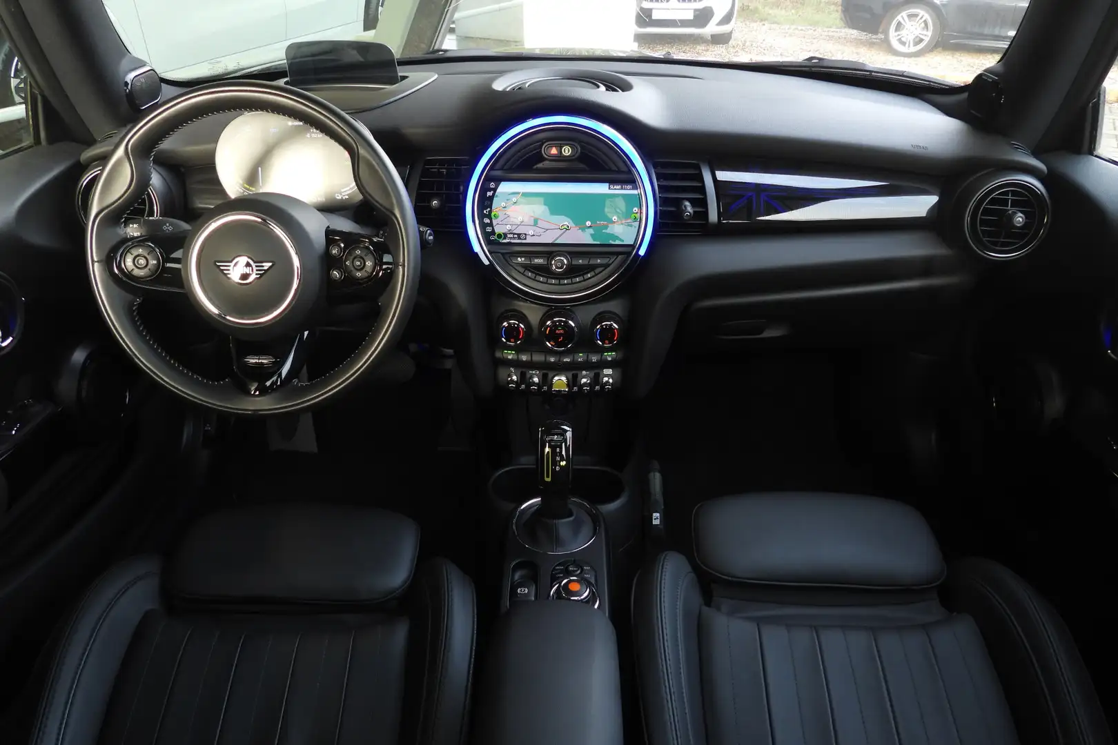 MINI Electric Yours / Panoramadak / Sportstoelen / Acht Noir - 2