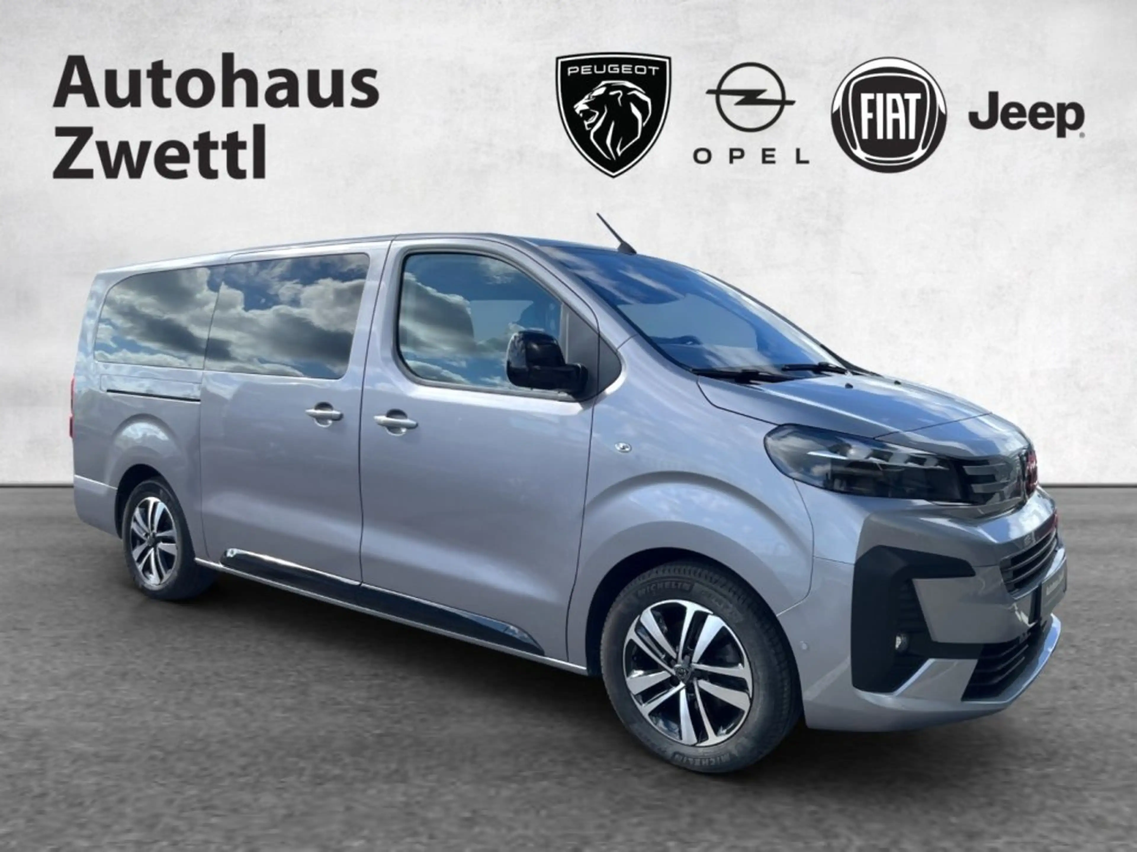 Peugeot Traveller BUSINESS L3 BHDI 180 EAT8 — photo 8
