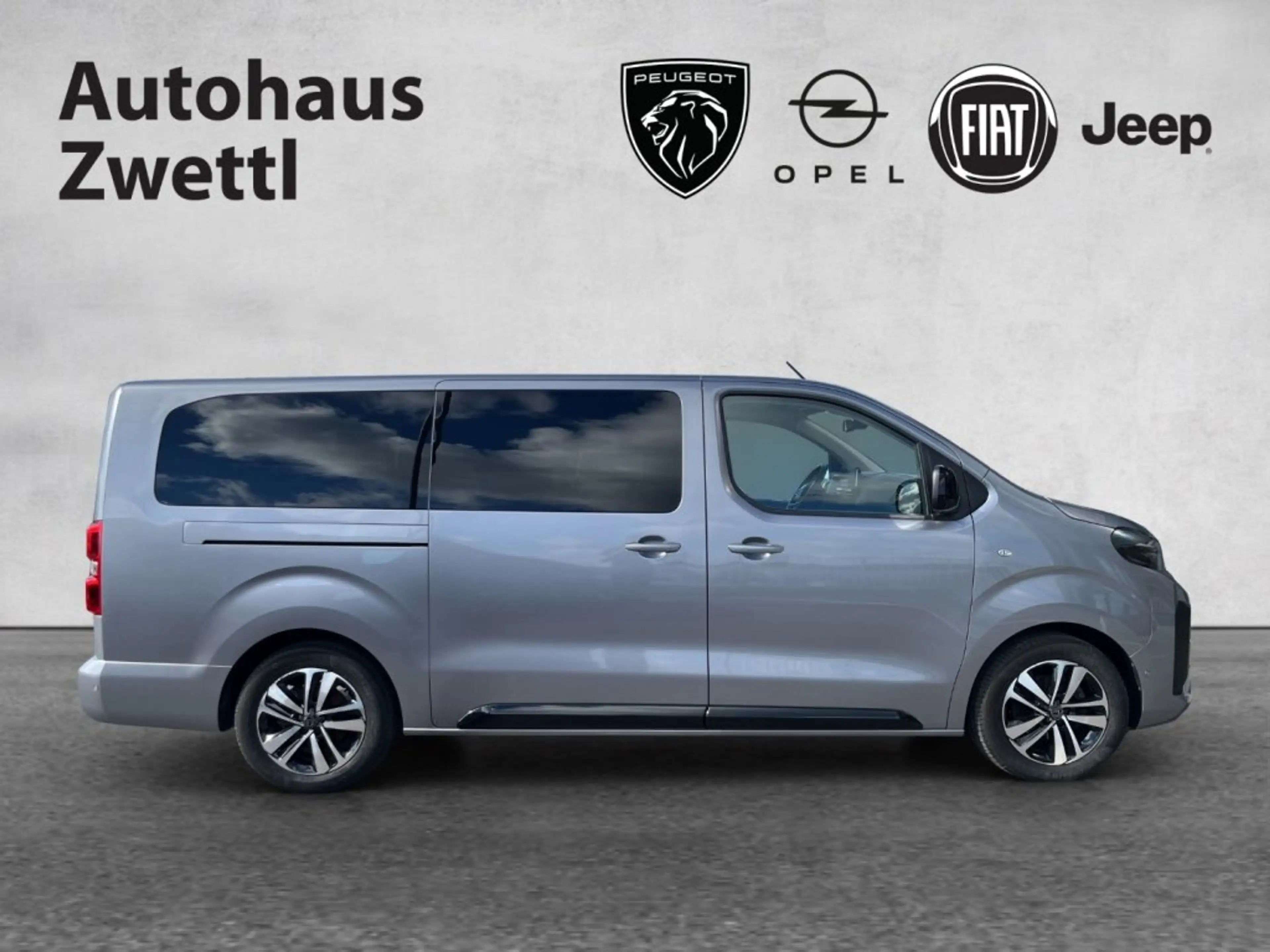 Peugeot Traveller BUSINESS L3 BHDI 180 EAT8 — photo 7