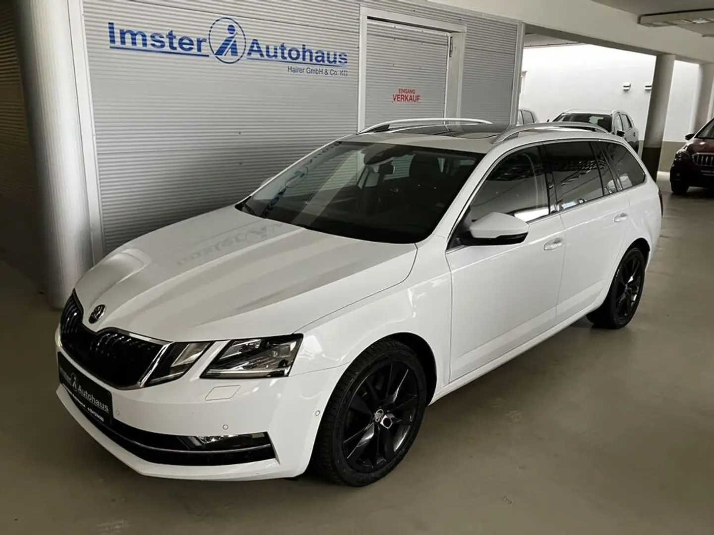 Skoda Octavia Combi Style Limited DSG 2,0TSI 4x4 8fach Weiß - 2